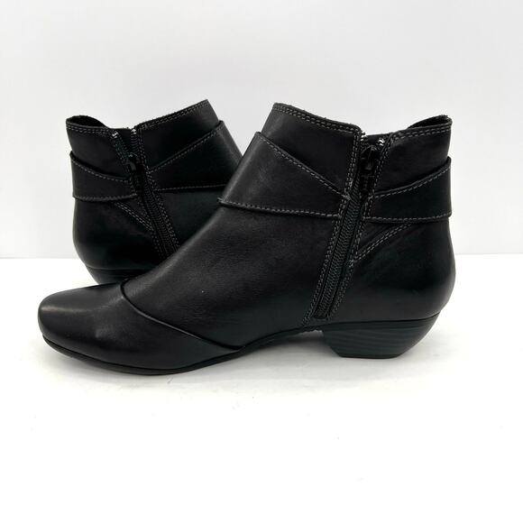 Taos Footwear Women's Addition Leather Side Zip Ankle Boots - Picture 5 of 8